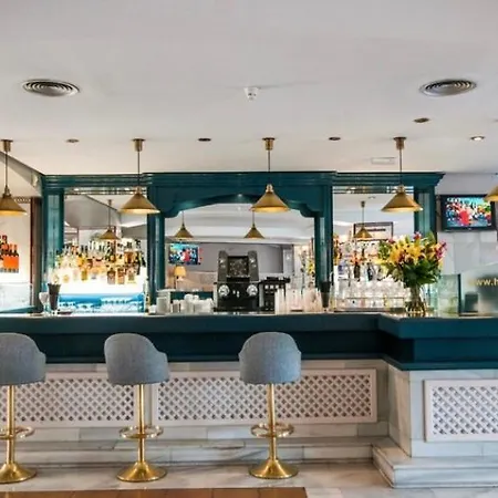 Puerto Banus Apartment *